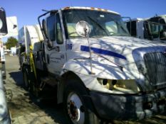 2005 International 4200 with Tymco 600 Sweeper Body