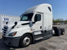 2020 Freightliner Bunk Sleeper Road Tractor