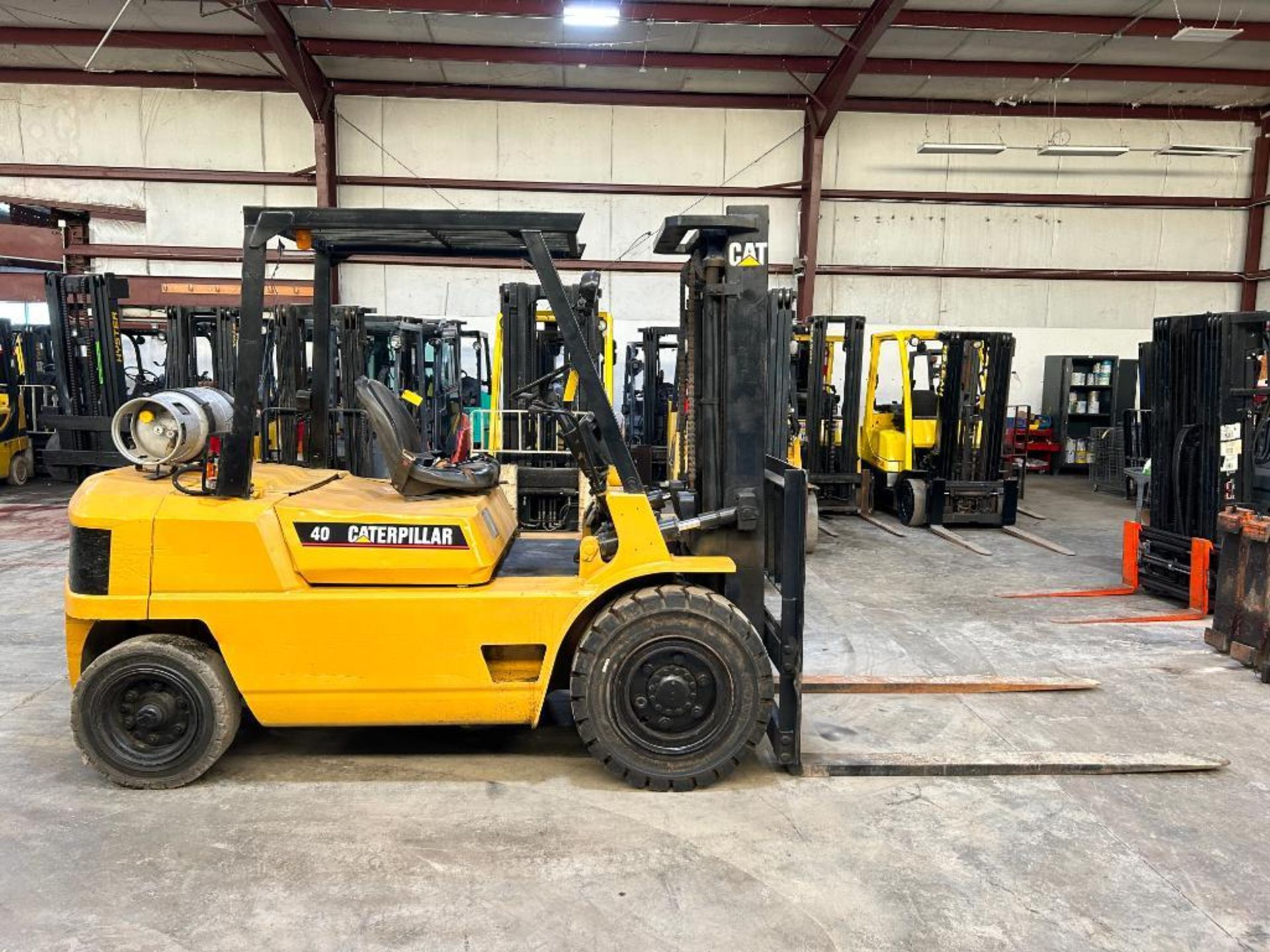 Caterpillar 8,000-LB. Capacity Forklift, Model GP40, S/N 1CM02009, LPG, (New) Front Solid Pneumatic - Image 3 of 5