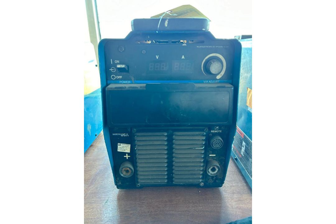 Miller XMT 350 CC/CV Welder - Image 2 of 2