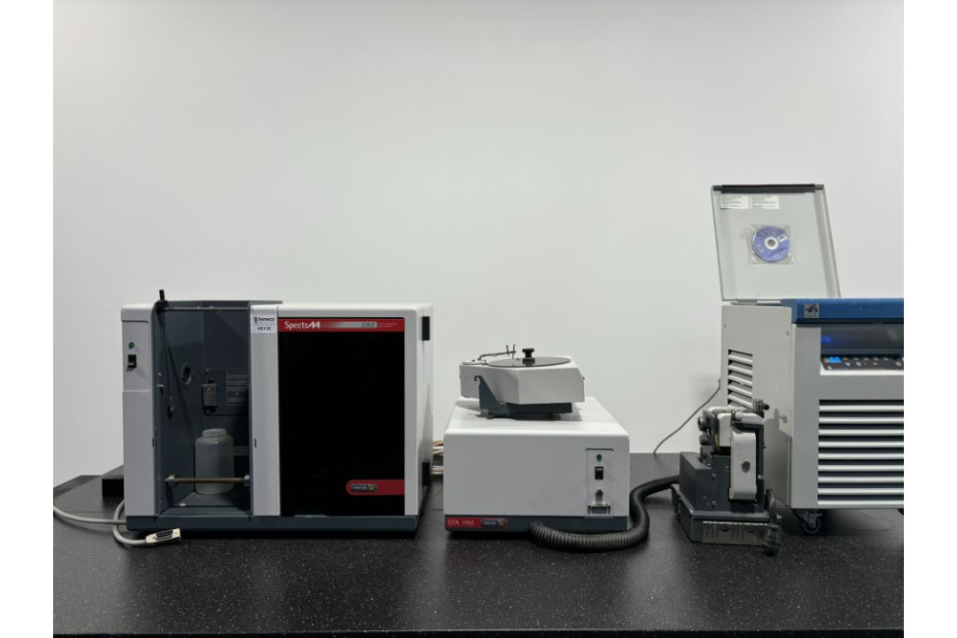 SpectrAA 220Z - Image 1 of 8