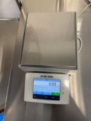 Mettler Toledo XSR2002S Digital Scale