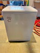 Hotpoint Chest Freezer; Model: HHM5SRCWW