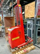 Presto Model C62, 550/1000-Lbs, Electric Barrel Lift