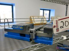 Kurt Model DX4 4