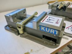 Kurt Model D675 6