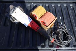 Bauer 20104E-B Grinder w/ Finishing Drums