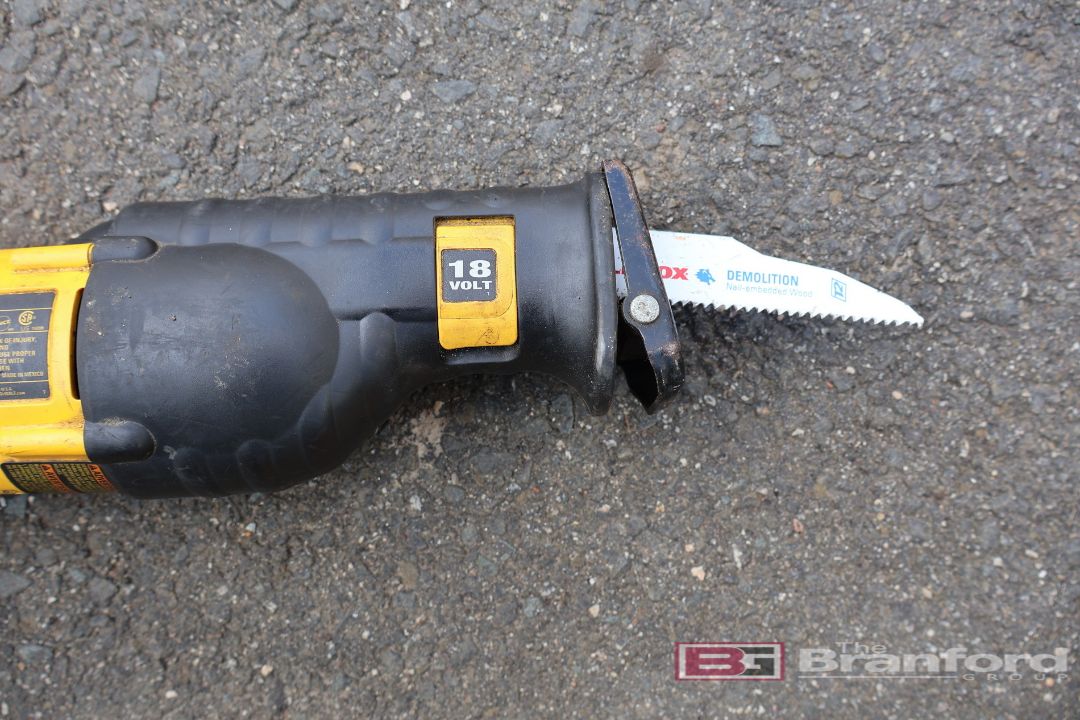 DeWalt DCS385 Cordless 18V Reciprocating Saw - Image 4 of 4