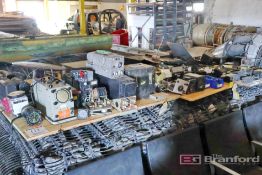 Large Lot of Aircraft Instrumentation