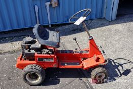 Yard-Man Tractor w/ 5hp Briggs & Stratton Motor