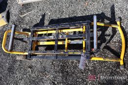 DeWalt DWX726 Universal Miter Saw / Planer Stand