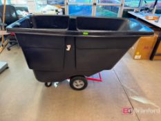 Rubbermaid Tilt Truck