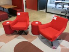 (2) Knoll Upholstered Breakroom Chairs, (2) Knoll Upholstered End Tables