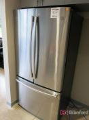 GE Model PWE23KSKNSS 2-Door Refrigerator w/ Single Drawer Freezer