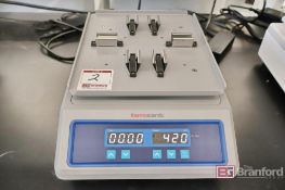 Thermo Scientific 88882005 Digital Microplate Shaker