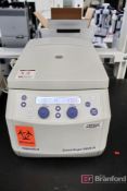 Eppendorf 5425E Centrifuge with Eppendorf FA-24x2 Rotor