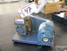 Welch Model 1400 Dual Seal 1/3-HP Vacuum Pump