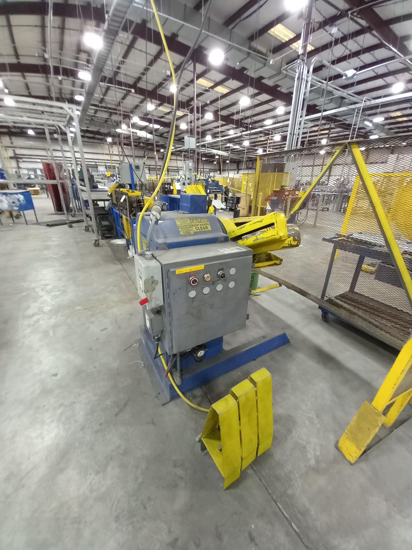 5 Stand Roll Forming Line with Cut Off, Uncoiler, Tooled to Mfg. angle Bracket - Image 10 of 20