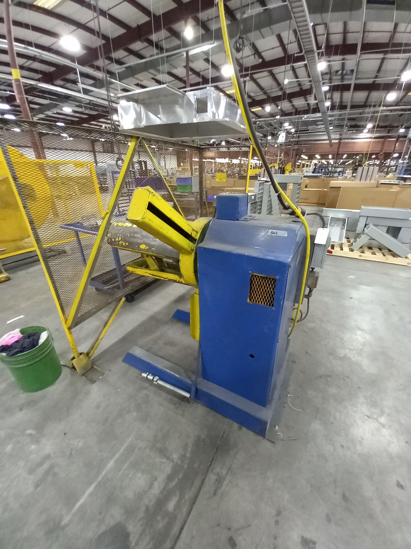 5 Stand Roll Forming Line with Cut Off, Uncoiler, Tooled to Mfg. angle Bracket - Image 9 of 20