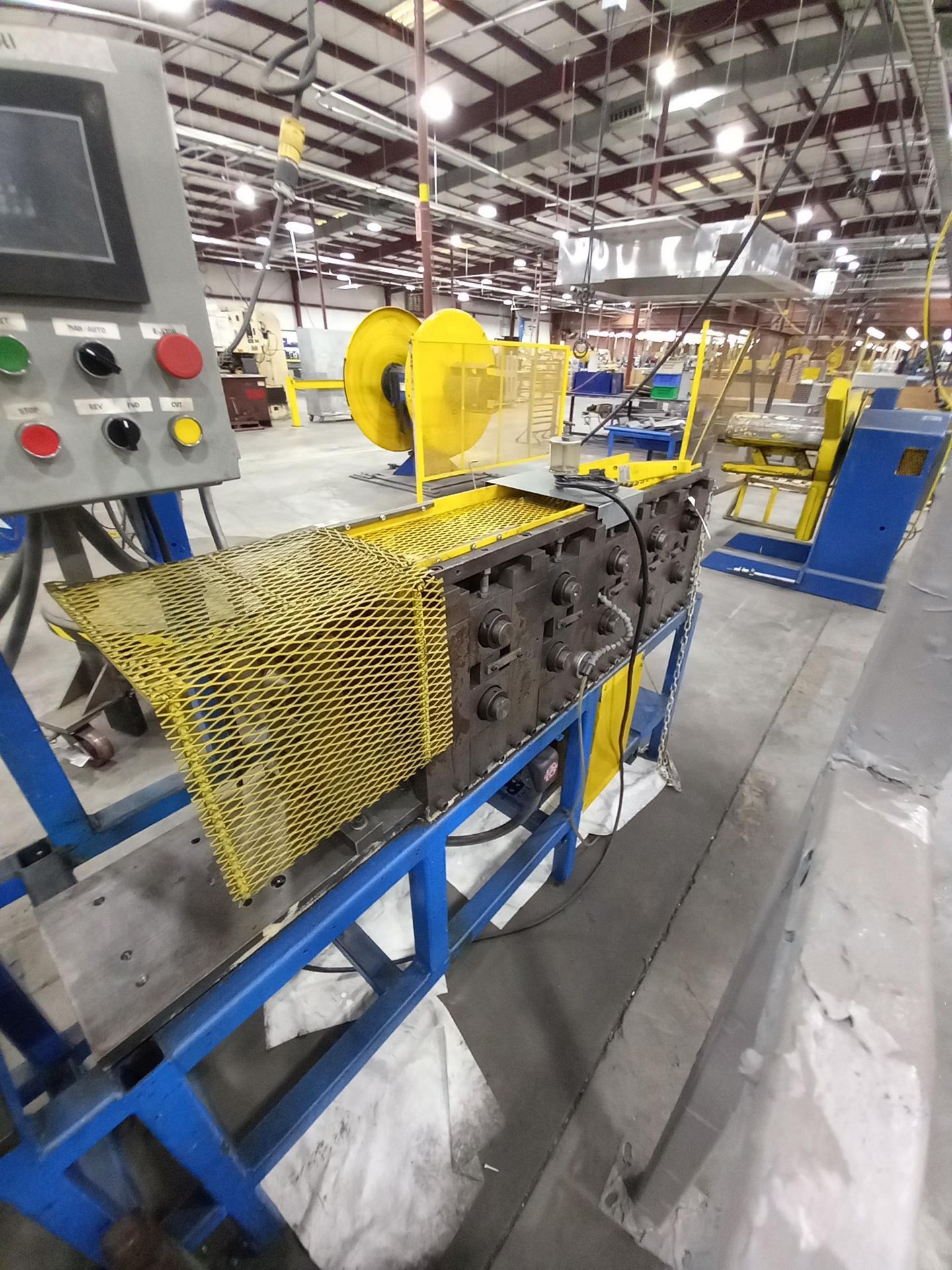 5 Stand Roll Forming Line with Cut Off, Uncoiler, Tooled to Mfg. angle Bracket - Image 8 of 20