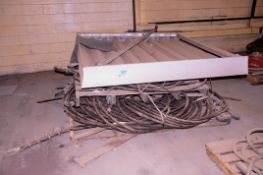 Lot - 1 in. Braided Cable with Exhaust Vent Cover on (1) Pallet