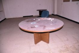 Lot - U-Shaped Desk, Hutch, (2) Round Tables and Swivel Office Chair (Upstairs)