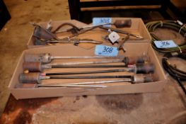 Lot - Torches in (2) Boxes