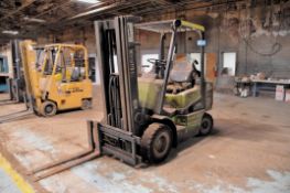 Clark Model CGP25 4,175-lb. Capacity LP Gas Fork Lift Truck