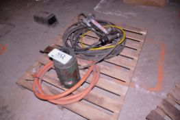 Lot - Hydraulic Cylinder Jack and Hand Pump on (1) Pallet