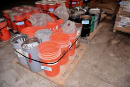 Lot - Carriage Bolts, Hex Head Bolts and Threaded Rod on (2) Pallets