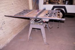 Sears Craftsman Contractor Series 10 in. Portable Belt Driven Table Saw