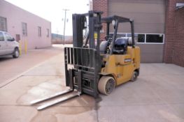 2004 Caterpillar Model GC40K 8,000-lb. Capacity LP Gas Fork Lift Truck