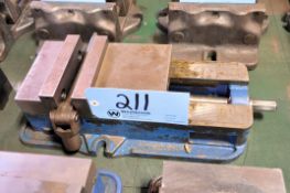 Kurt Model D675 6
