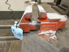 Columbian Bench Vise 3040