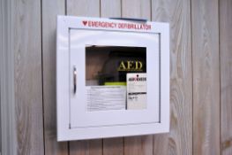 AED Defibrillator with Case