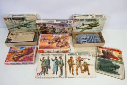 Airfix - Matchbox - Tamiya - A collection of military model kits including P-38F Lightning in 1/72,