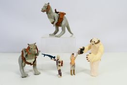 Star Wars - Palitoy - Kenner - A group of unboxed vintage Star Wars figures, Dengar with weapon,