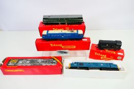 Hornby - Tri-ang - 4 x OO gauge locomotives, English Electric Co-Co Type 3 # R751,