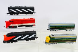 Lionel - Athearn - Tyco - A group of unboxed HO gauge locos, an F7A Canadian National 6500,