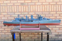WW2 Cruiser - A built 'HMS Exeter' RC WW2 Heavy Cruiser.