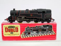 Hornby Dublo - A boxed Hornby Dublo #2218 2-Rail Class 4MT 2-6-4 tank locomotive Op.No.
