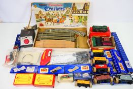 Hornby Dublo - Tri-ang - Wardie - a collection of OO gauge items including a BR Diesel Shunter in