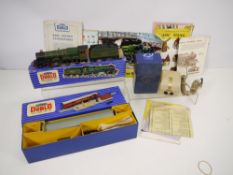 Hornby Dublo - J & G Coughtrie - A boxed Dublo 3 rail 4-6-0 locomotive Bristol Castle 7013 # EDLT20,