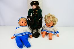 Franklin - Other - A boxed Franklin Heirloom doll with stand and 2 x vintage musical dolls with