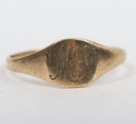 A 9ct gold finger ring