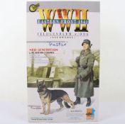 WW2 Eastern Front 1943 Fledgendarm w/Dog Feldwebel Dragon Models Action Figure,