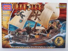 Scarce Mega Bloks 3620 Pirates Captain Cutlass Stormstalker Set sealed boxed.