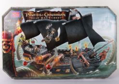 Scarce Mega Bloks 1017 Pirates of the Caribbean Black Pearl Set sealed boxed.