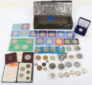 A selection of USA silver (.90) Half Dollars and commemorative crowns,