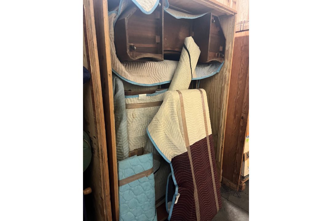 Crate Contents - Image 1 of 3